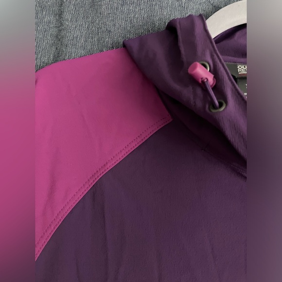 Outdoor Research pink and purple jacket XL - Picture 3 of 5
